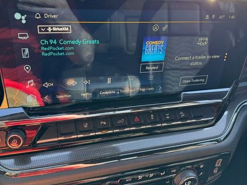 Used 2024 Chevrolet Silverado 2500 ZR2 w/ Technology Package image 19