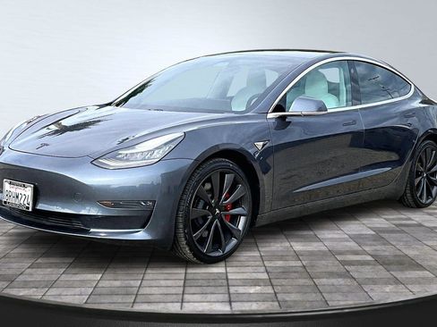 Used 2020 Tesla Model 3 Performance image 12