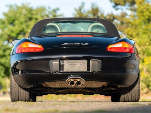 Used 2001 Porsche Boxster S image 27