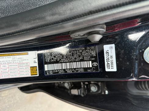 Used 2023 Toyota Corolla SE image 24