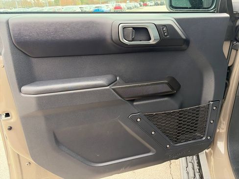 Used 2025 Ford Bronco Outer Banks AWD/4WD image 14