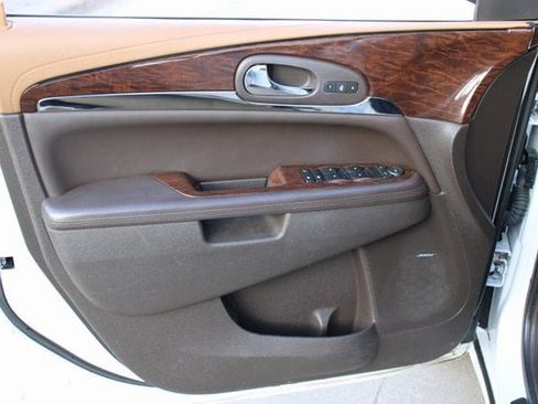 Used 2016 Buick Enclave Leather w/ Enclave Tuscan Edition image 20
