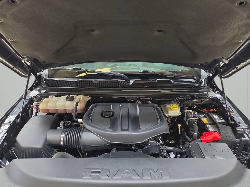 Used 2025 RAM 1500 Lone Star AWD/4WD image 27