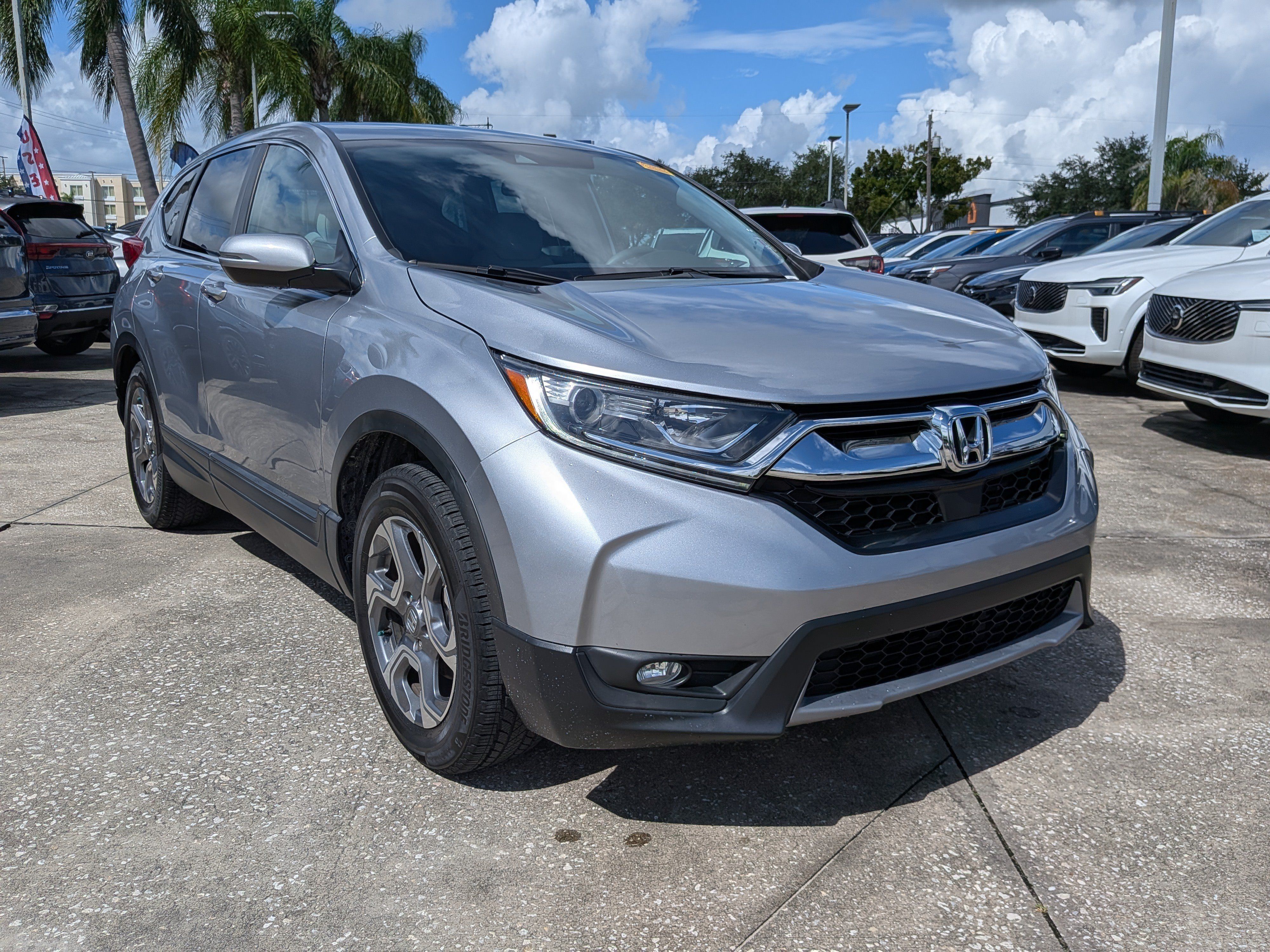 Used 2018 Honda CR-V EX image 2