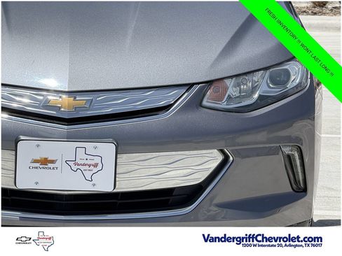 Used 2018 Chevrolet Volt LT FWD image 8