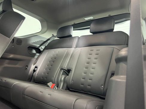 Used 2024 Kia EV9 Wind image 27