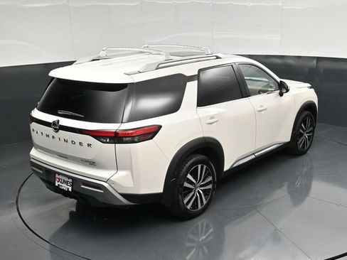 Used 2024 Nissan Pathfinder Platinum w/ Cargo Package AWD/4WD image 50