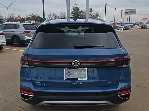 New 2026 Volkswagen Taos SE AWD/4WD image 6