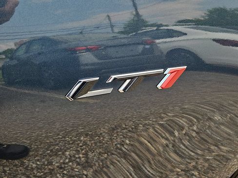 Certified 2020 Chevrolet Camaro LT RWD image 12