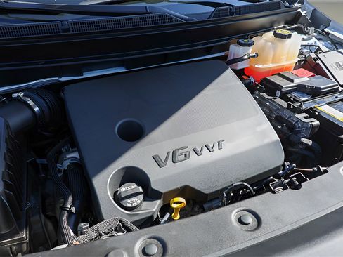 Used 2024 Buick Enclave Premium image 13