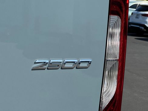 New 2025 Mercedes-Benz Sprinter 2500 image 27