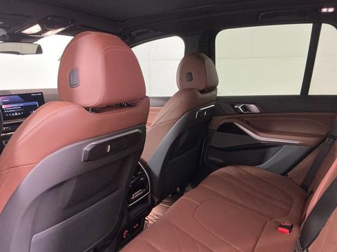 Certified 2025 BMW X5 sDrive40i w/ Premium Package image 26