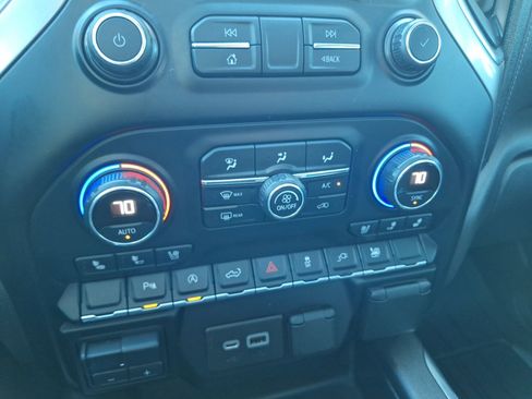 Used 2021 Chevrolet Silverado 1500 LTZ image 28