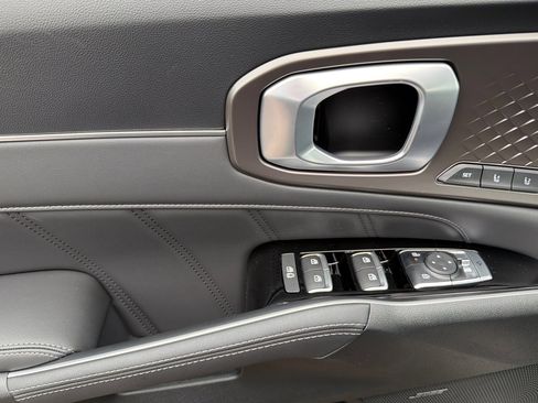 New 2026 Kia Sorento SX Prestige image 9