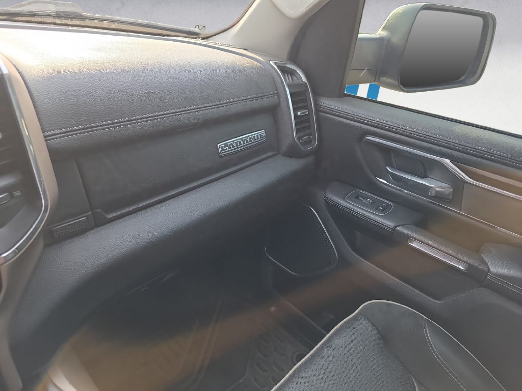 Used 2022 RAM 1500 Laramie AWD/4WD image 10