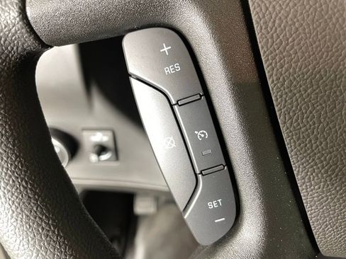 New 2025 Chevrolet Express 2500 w/ Driver Convenience Package image 27