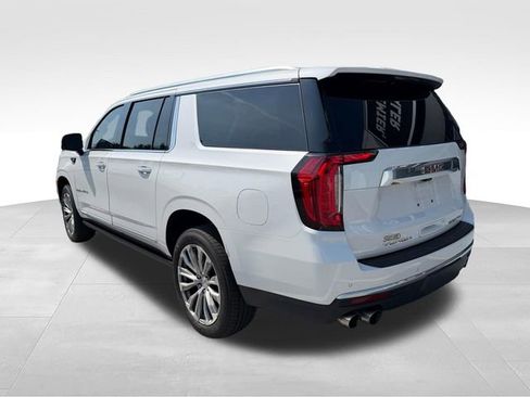 Used 2021 GMC Yukon XL Denali w/ Denali Premium Package AWD/4WD image 7