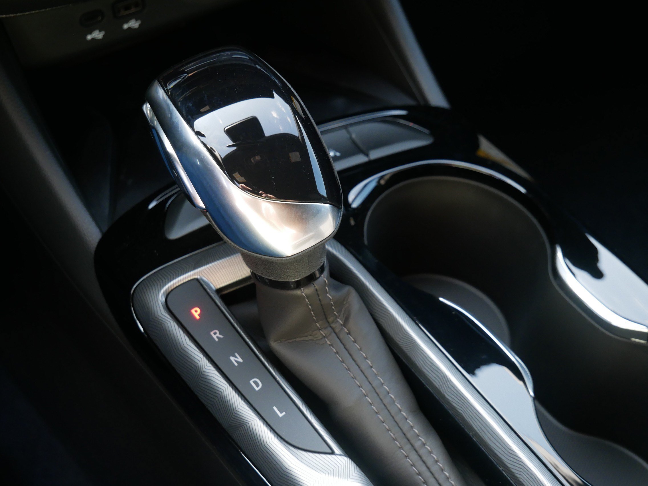 New 2026 Buick Envista Sport Touring w/ Convenience I Package FWD image 9