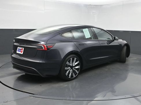 Used 2024 Tesla Model 3 Standard Range RWD image 22