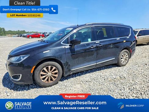 Used 2019 Chrysler Pacifica Touring-L FWD image 1