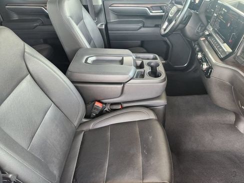 Used 2025 GMC Sierra 1500 SLT AWD/4WD image 13