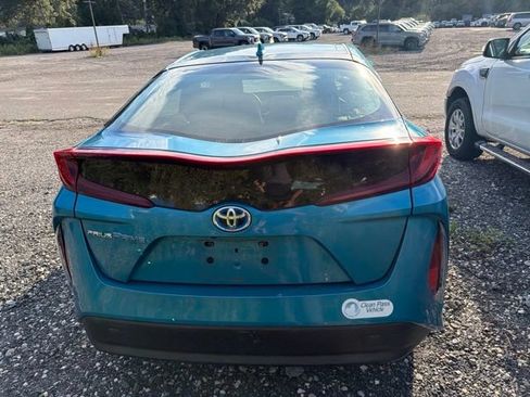 Used 2017 Toyota Prius Prime Premium FWD image 8