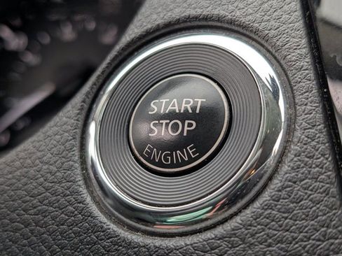 Used 2022 Nissan Rogue Sport SV w/ Technology Package image 25