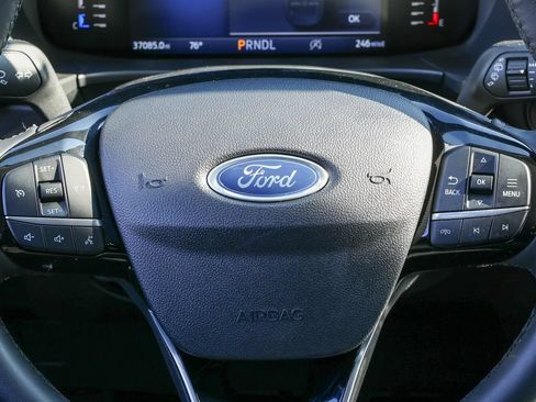 Certified 2023 Ford Escape Active w/ Cold Weather Package FWD image 9