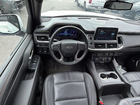 Used 2024 Chevrolet Tahoe RST w/ Luxury Package AWD/4WD image 27