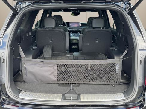 Used 2025 Hyundai Palisade Calligraphy image 16