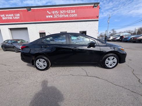 Used 2025 Nissan Versa S w/ Trunk Package image 5