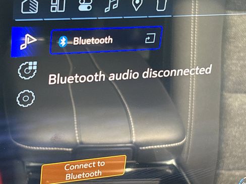 New 2026 Chevrolet Traverse LT w/ LPO, Floor Liner Package image 7