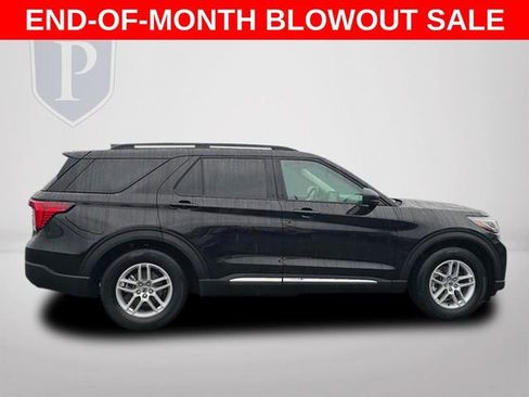 Used 2025 Ford Explorer Active image 4
