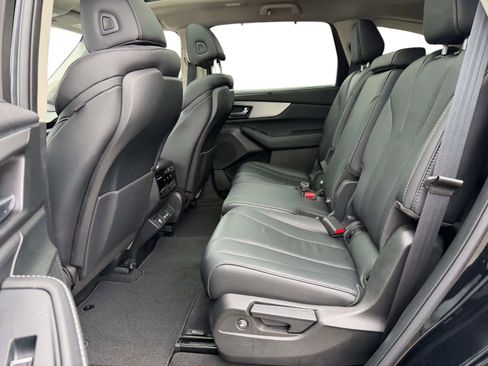 Certified 2023 Acura MDX SH-AWD w/ Technology Package image 15