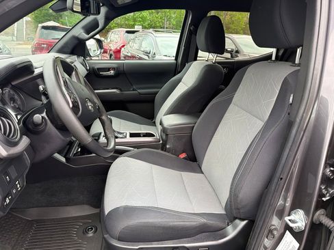 Certified 2023 Toyota Tacoma TRD Off-Road AWD/4WD image 24