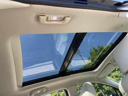 Certified 2024 Cadillac XT5 Premium Luxury w/ Technology Package AWD/4WD image 21