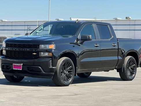 Used 2022 Chevrolet Silverado 1500 Custom RWD image 9