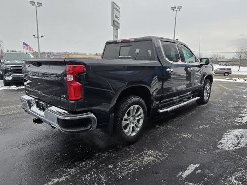 Used 2024 Chevrolet Silverado 1500 LTZ w/ LTZ Convenience Package II image 3