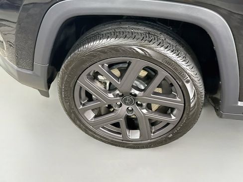 Used 2025 Jeep Compass Limited w/ Sun & Sound Group AWD/4WD image 37