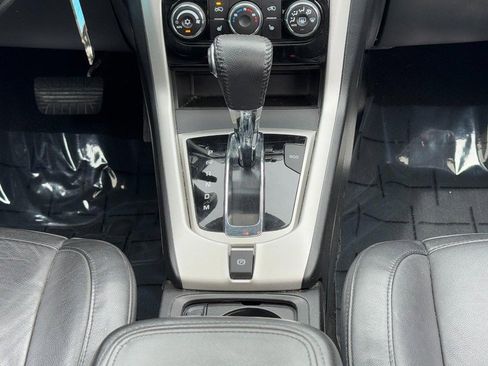 Used 2015 Chevrolet Captiva Sport LT w/ Convenience Package FWD image 14