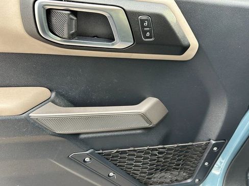 Used 2023 Ford Bronco Wildtrak image 18