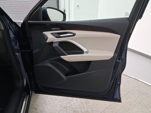 New 2025 Audi Q5 Premium Plus image 32