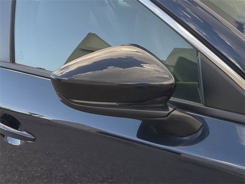 Used 2025 MAZDA MAZDA3 s image 12