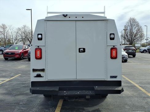 Used 2024 GMC Savana 3500 w/ Power Convenience Package image 29