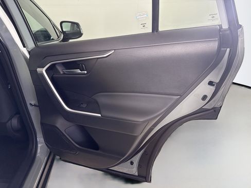 Used 2023 Toyota RAV4 XLE FWD image 28