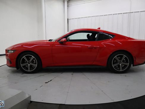 Certified 2024 Ford Mustang Coupe image 9