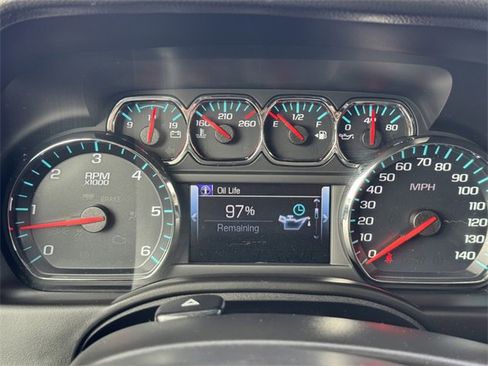 Certified 2018 Chevrolet Suburban LT image 22