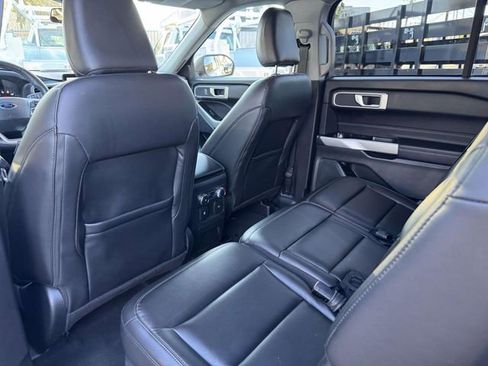 Used 2022 Ford Explorer XLT w/ Equipment Group 202A image 26