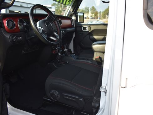 Used 2022 Jeep Wrangler Unlimited Rubicon w/ LED Lighting Group image 12