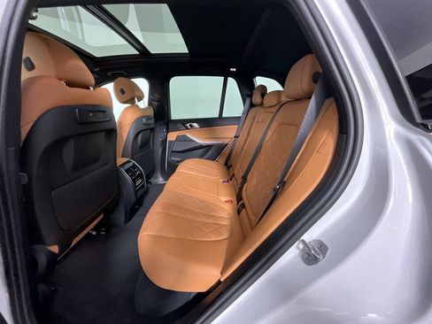 Used 2023 BMW X5 sDrive40i w/ M Sport Package image 25